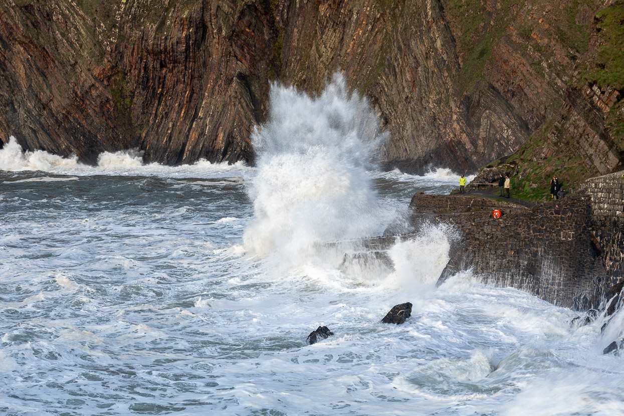 Huge waves at Hartland Quay tower above onlookers